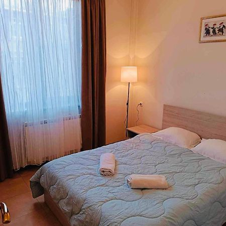 Republic Square Apartment เยเรวาน ภายนอก รูปภาพ